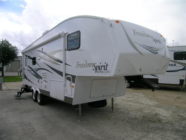 New 2010 Dutchmen Freedom Spirit FS259REX Fifth Wheel For Sale